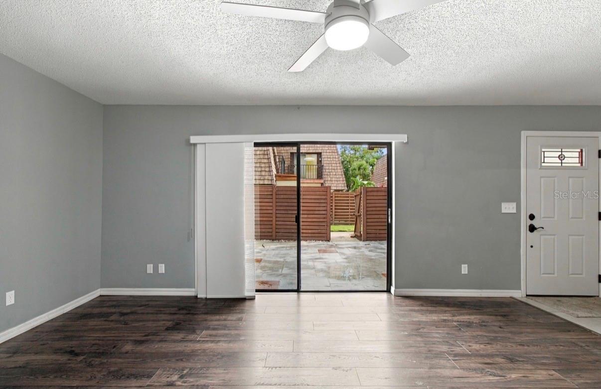 15431 W POND WOODS DR #15431 — photo 7