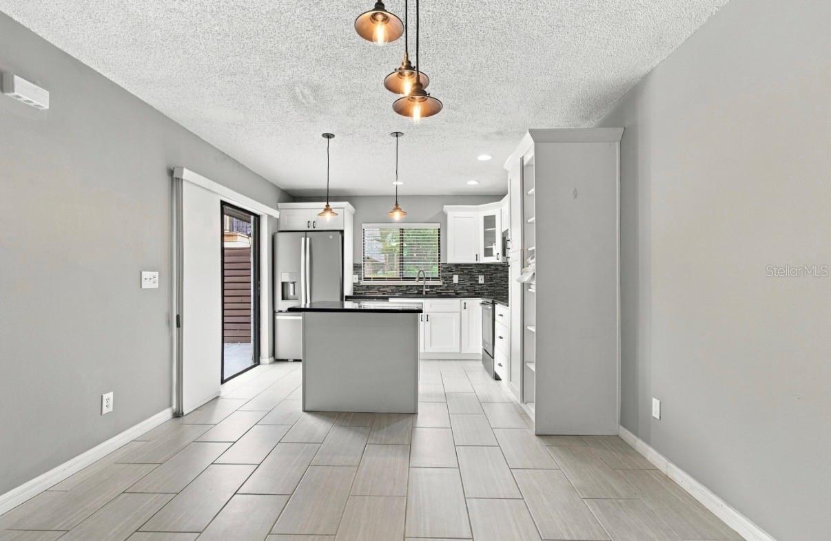 15431 W POND WOODS DR #15431 — photo 12