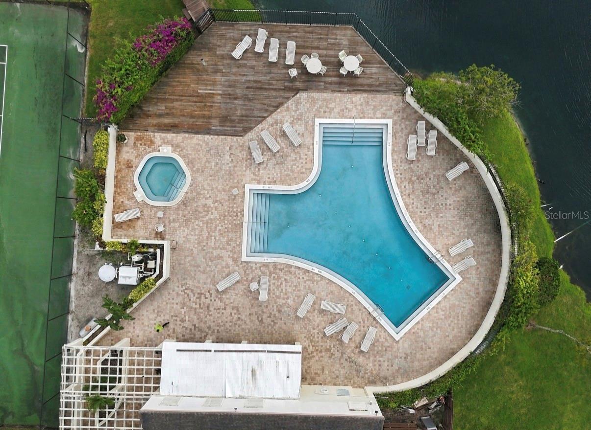 15431 W POND WOODS DR #15431 — photo 63