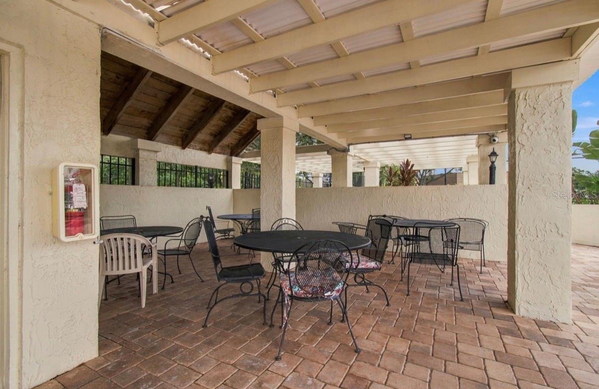 15431 W POND WOODS DR #15431 — photo 57