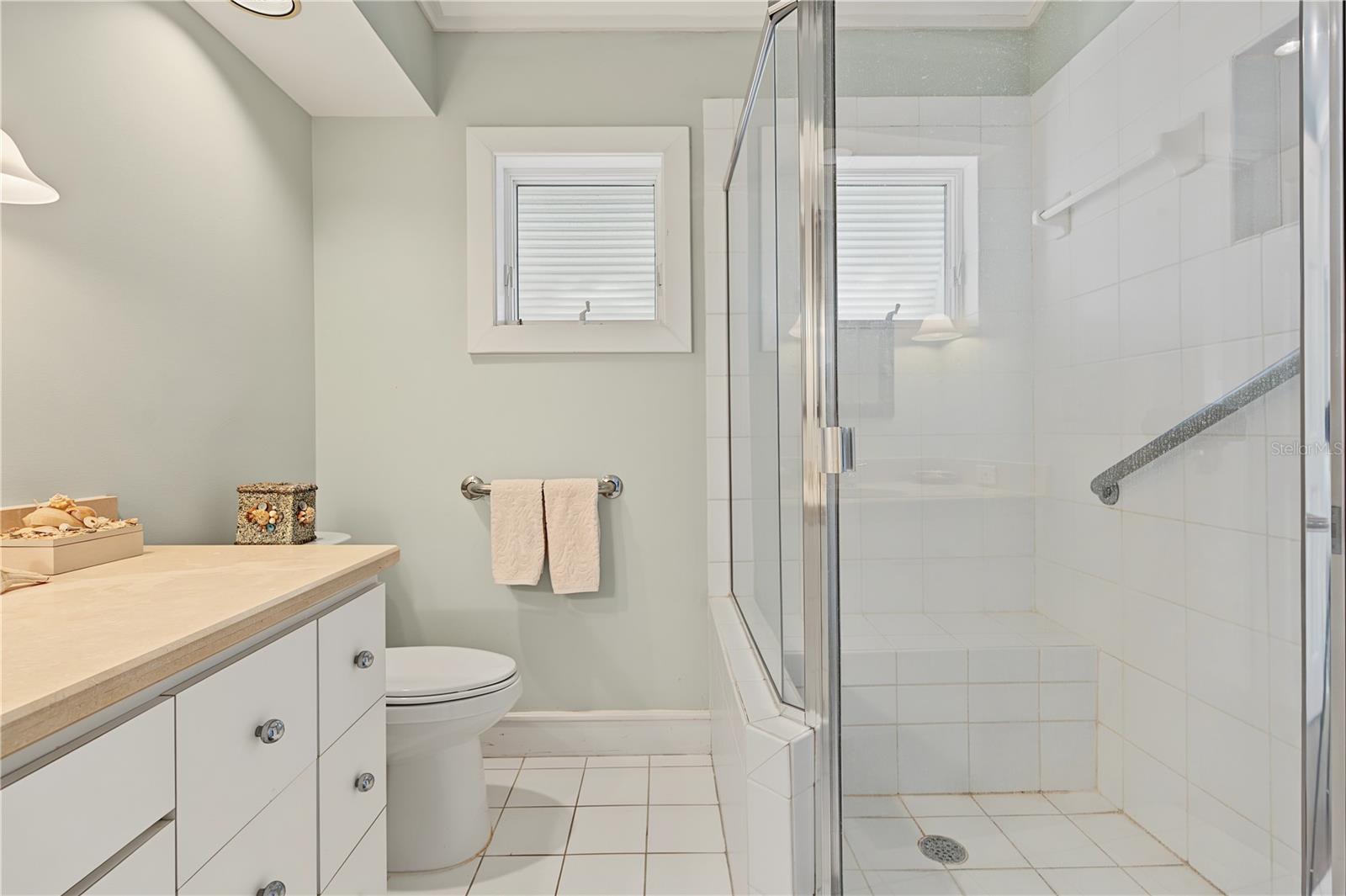 956 ELDORADO AVE — photo 54