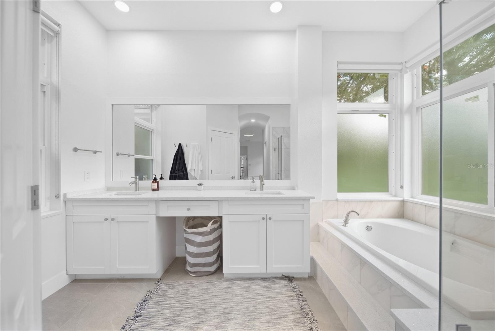 17911 HOLLY BROOK DR — photo 18