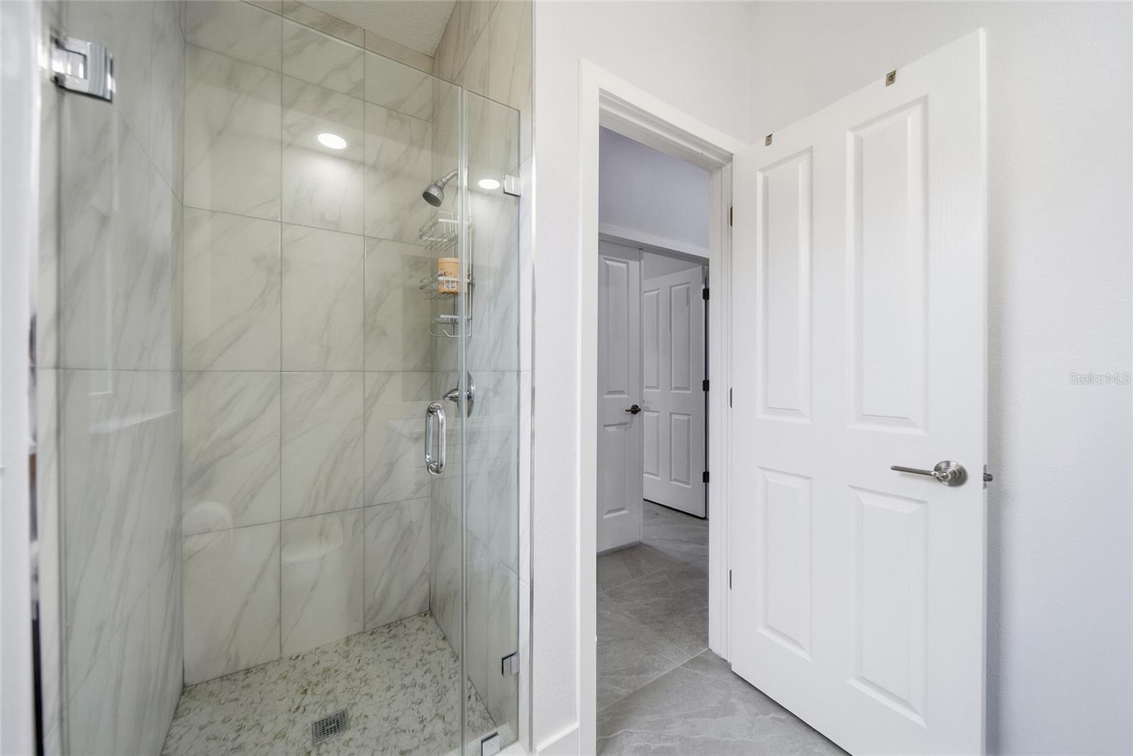 17911 HOLLY BROOK DR — photo 28