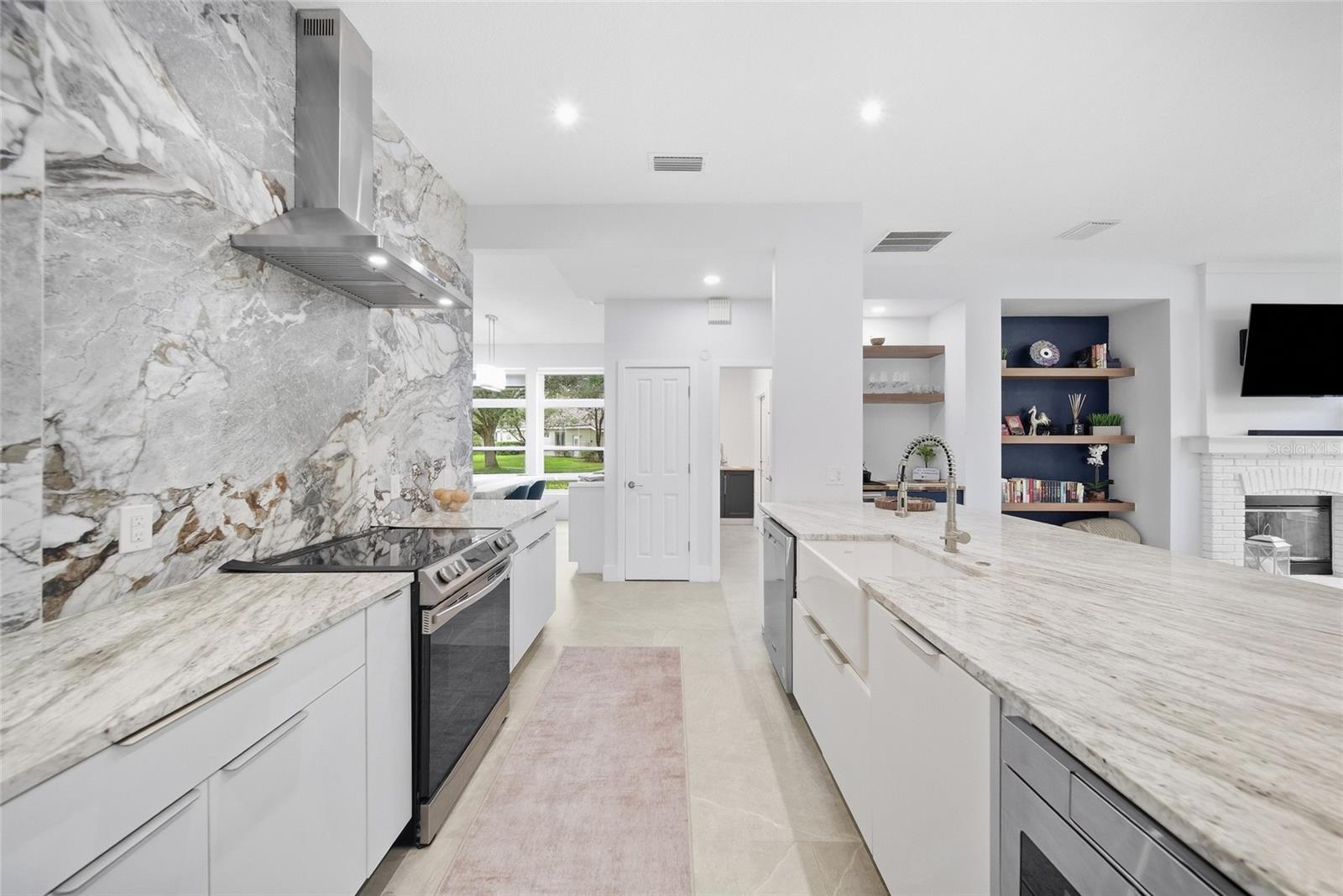 17911 HOLLY BROOK DR — photo 8