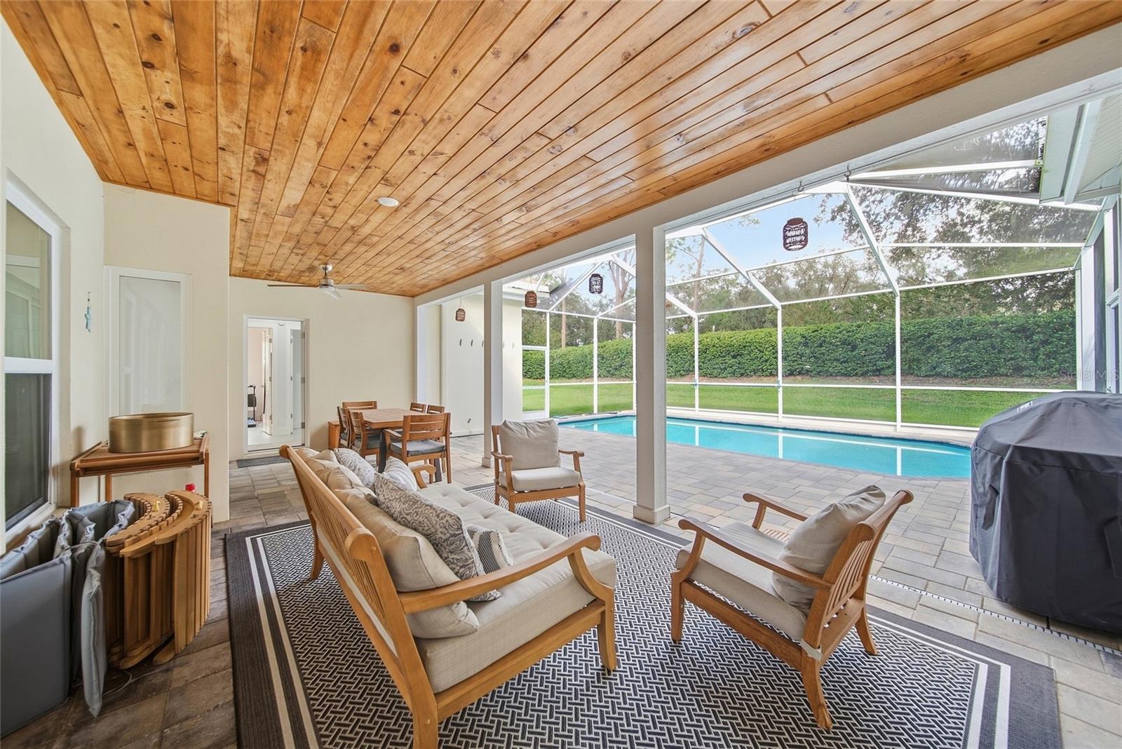 17911 HOLLY BROOK DR — photo 2