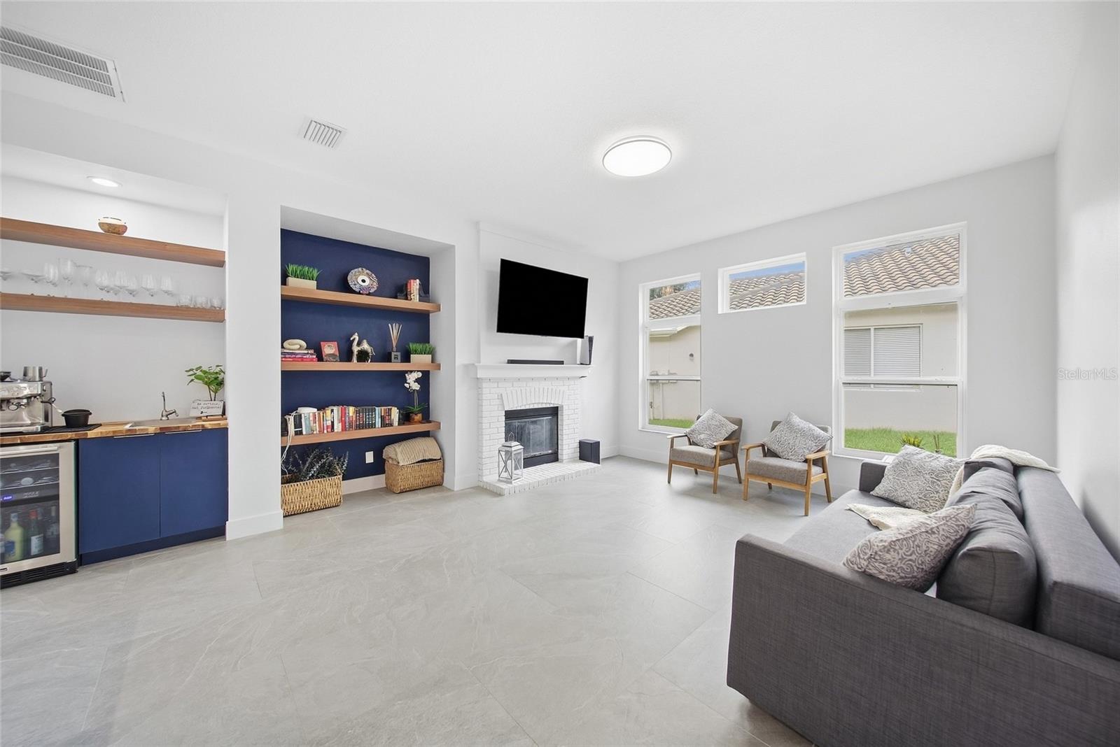 17911 HOLLY BROOK DR — photo 11