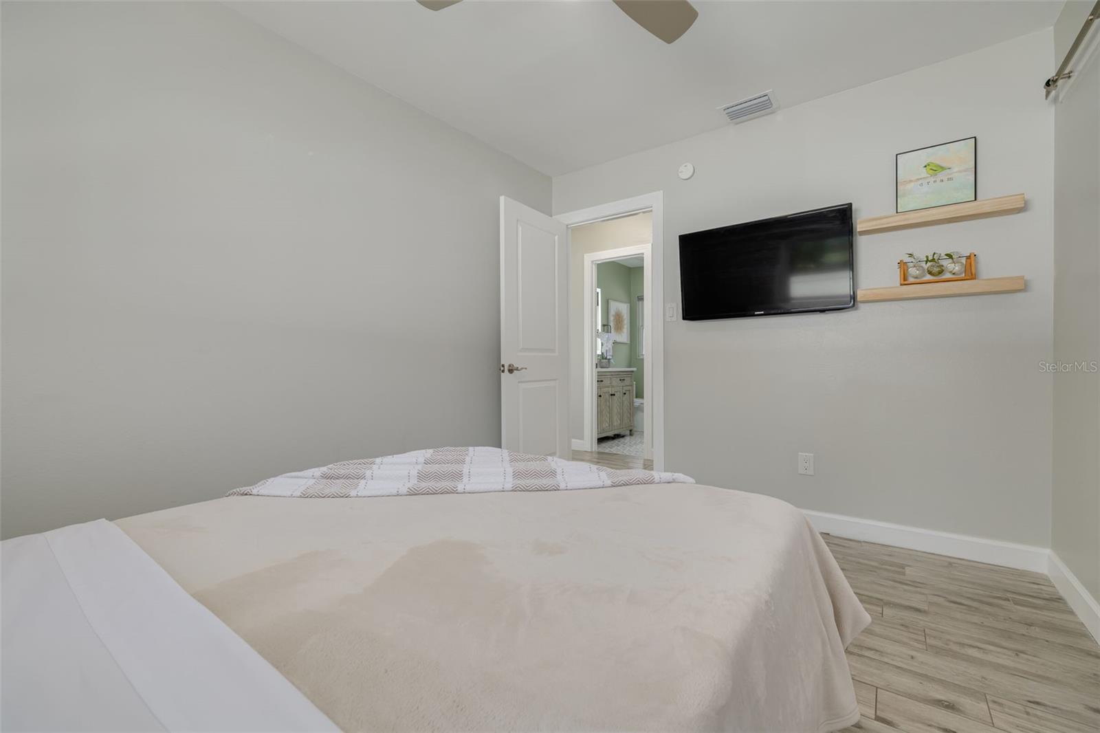501 W 124TH AVE — photo 29