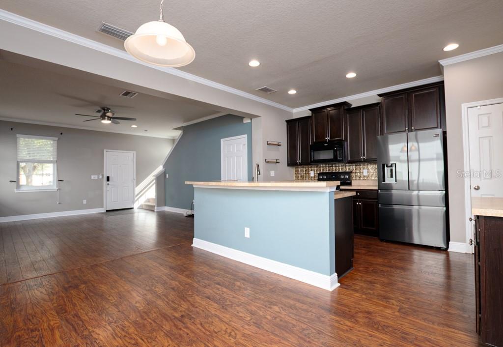 8639 TURNSTONE SHORE LN — photo 10