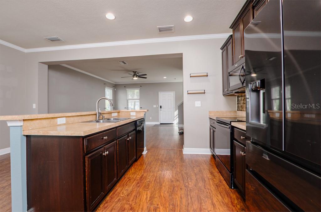 8639 TURNSTONE SHORE LN — photo 6