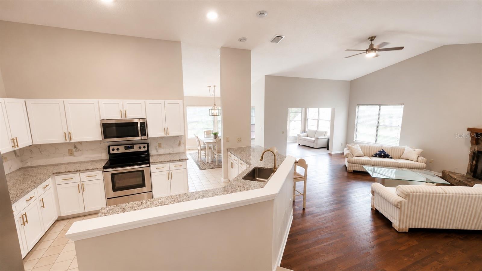 13036 TOPFLITE CT — photo 4