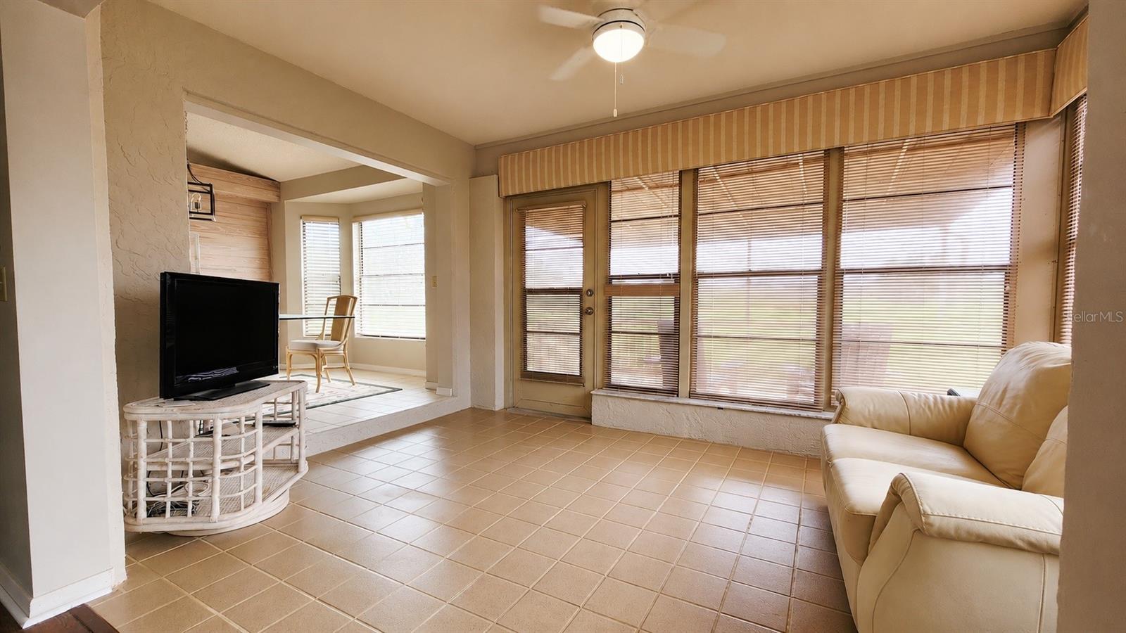 13036 TOPFLITE CT — photo 16