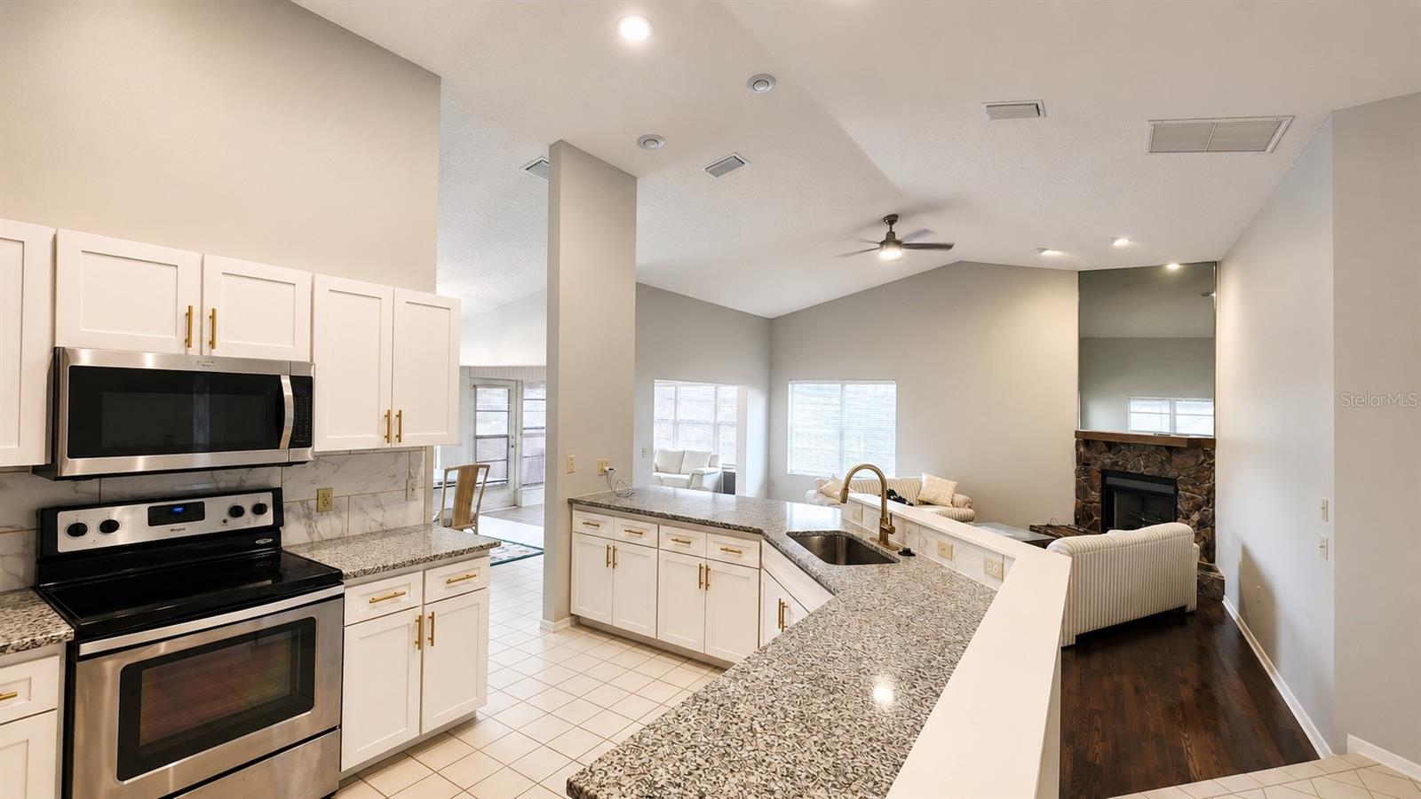 13036 TOPFLITE CT — photo 18