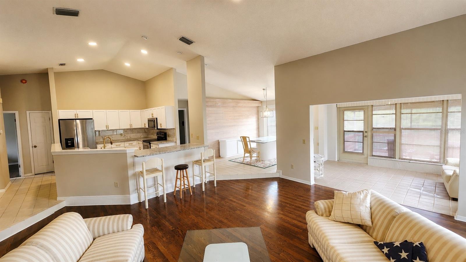 13036 TOPFLITE CT — photo 14