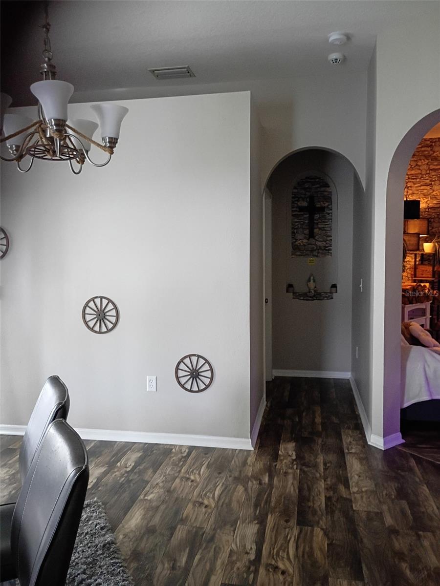 7628 WEEHAWKEN DR — photo 16