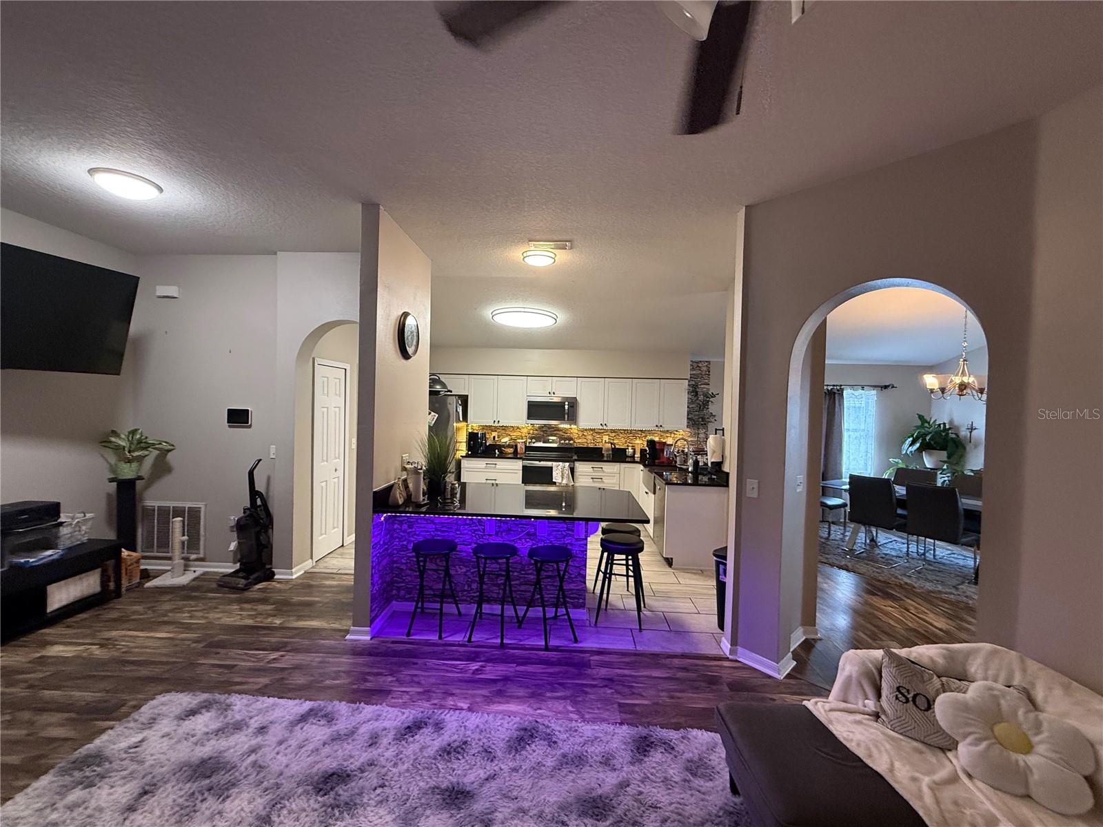 7628 WEEHAWKEN DR — photo 12