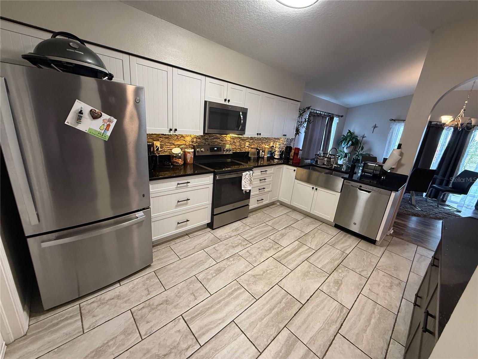 7628 WEEHAWKEN DR — photo 15