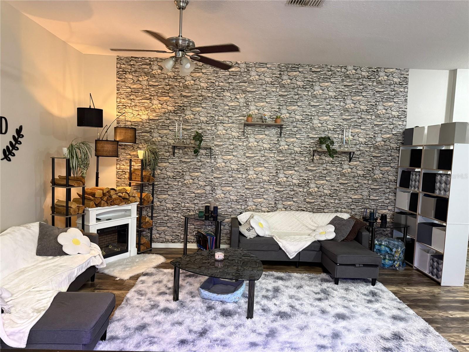 7628 WEEHAWKEN DR — photo 11