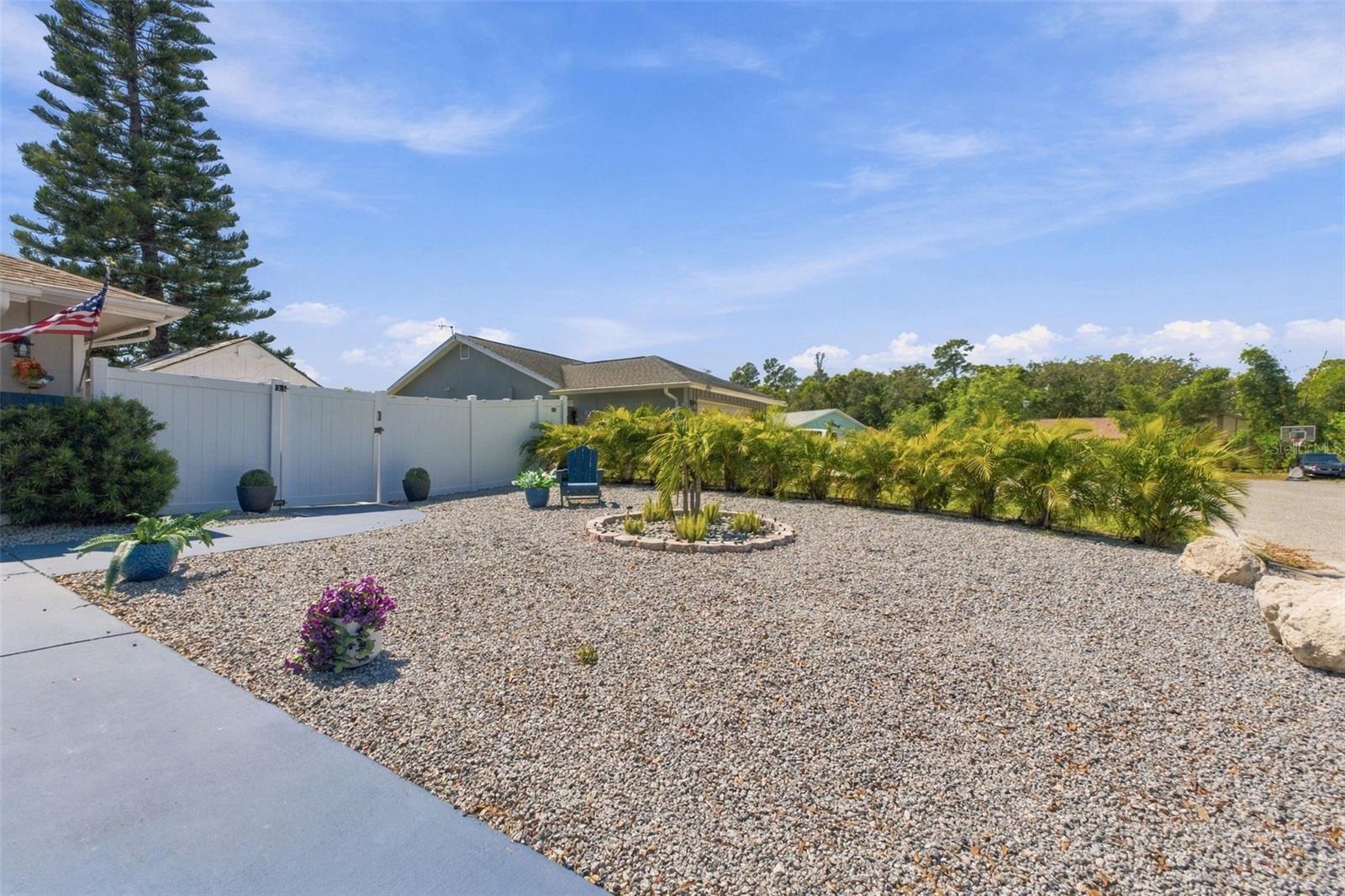 7212 CHESHIRE CT — photo 6