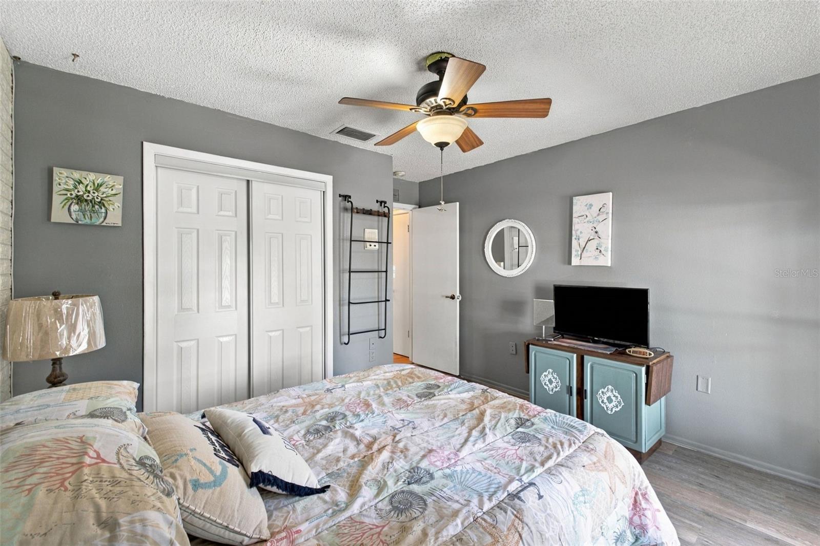 7212 CHESHIRE CT — photo 18