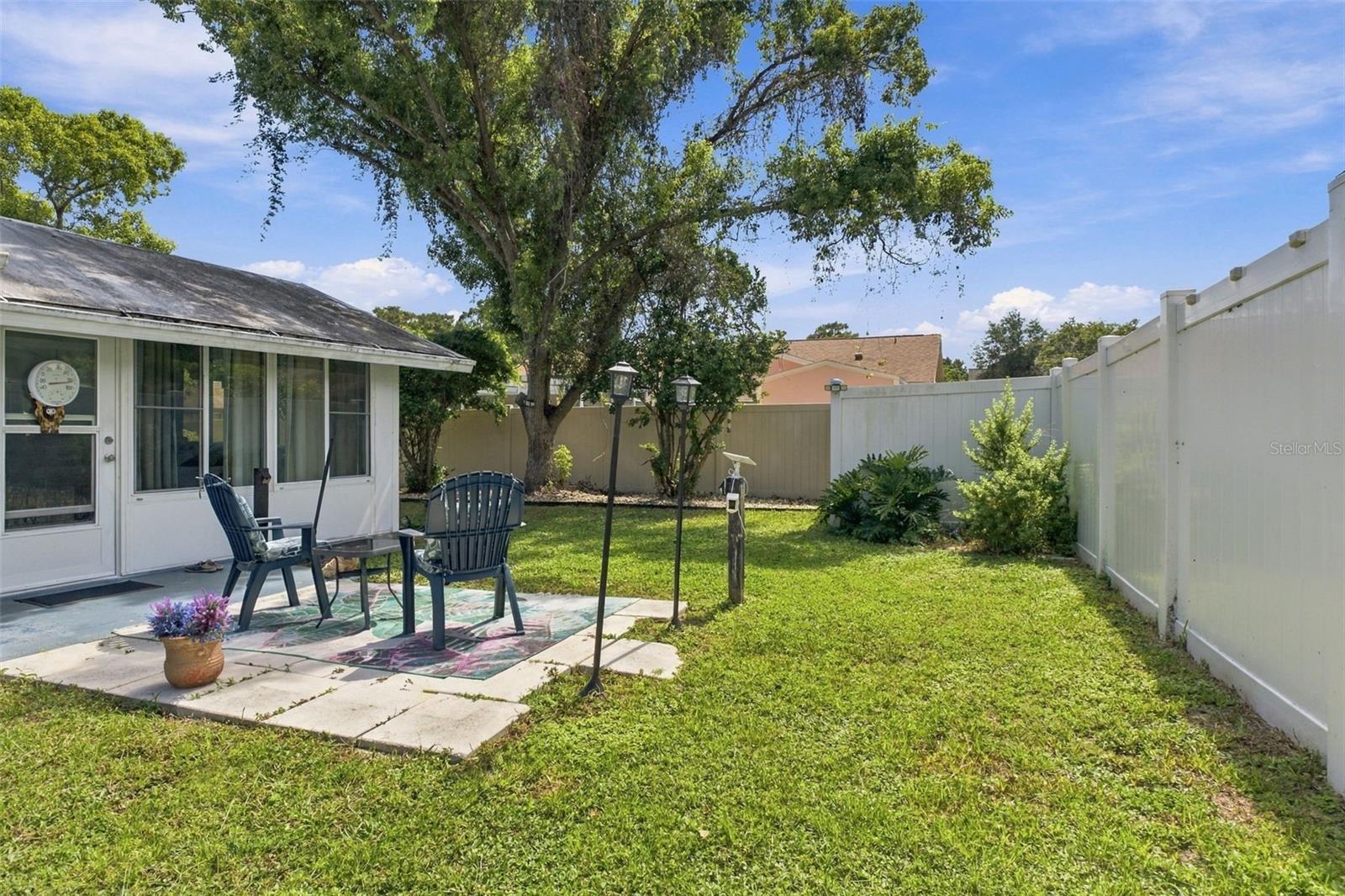 7212 CHESHIRE CT — photo 42