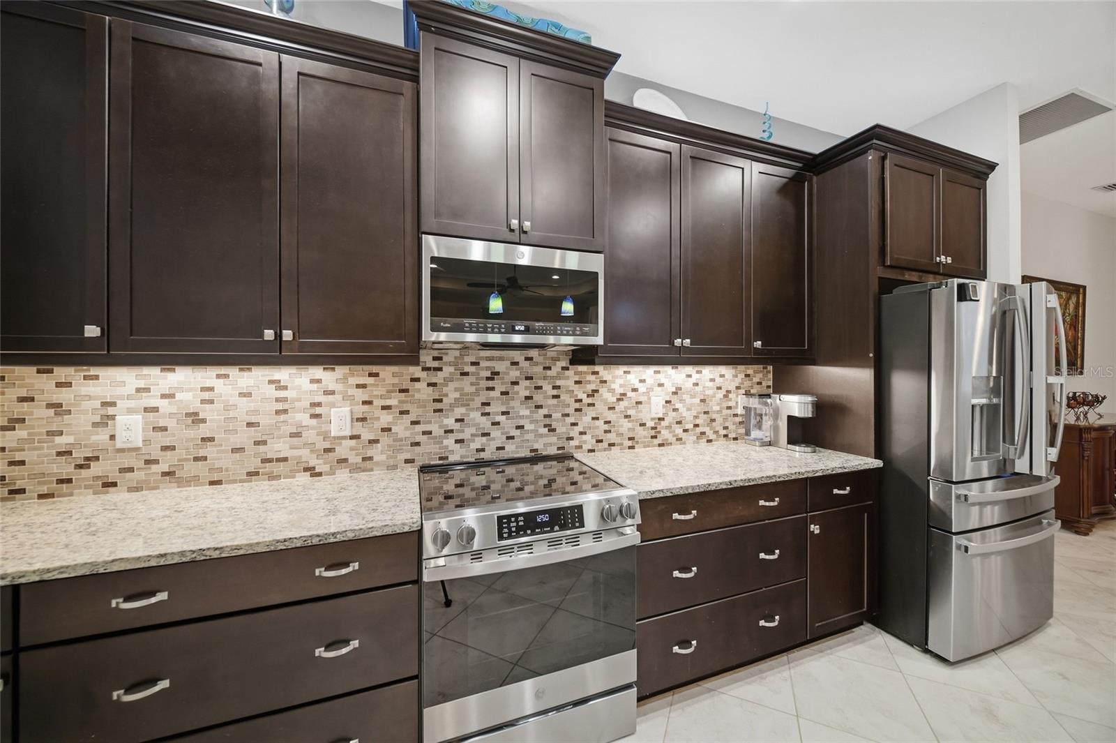 5306 SADDLEWOOD TER — photo 8