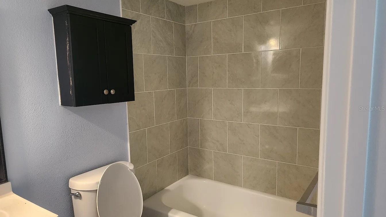 5038 TERRACE PALMS CIR #102 — photo 11