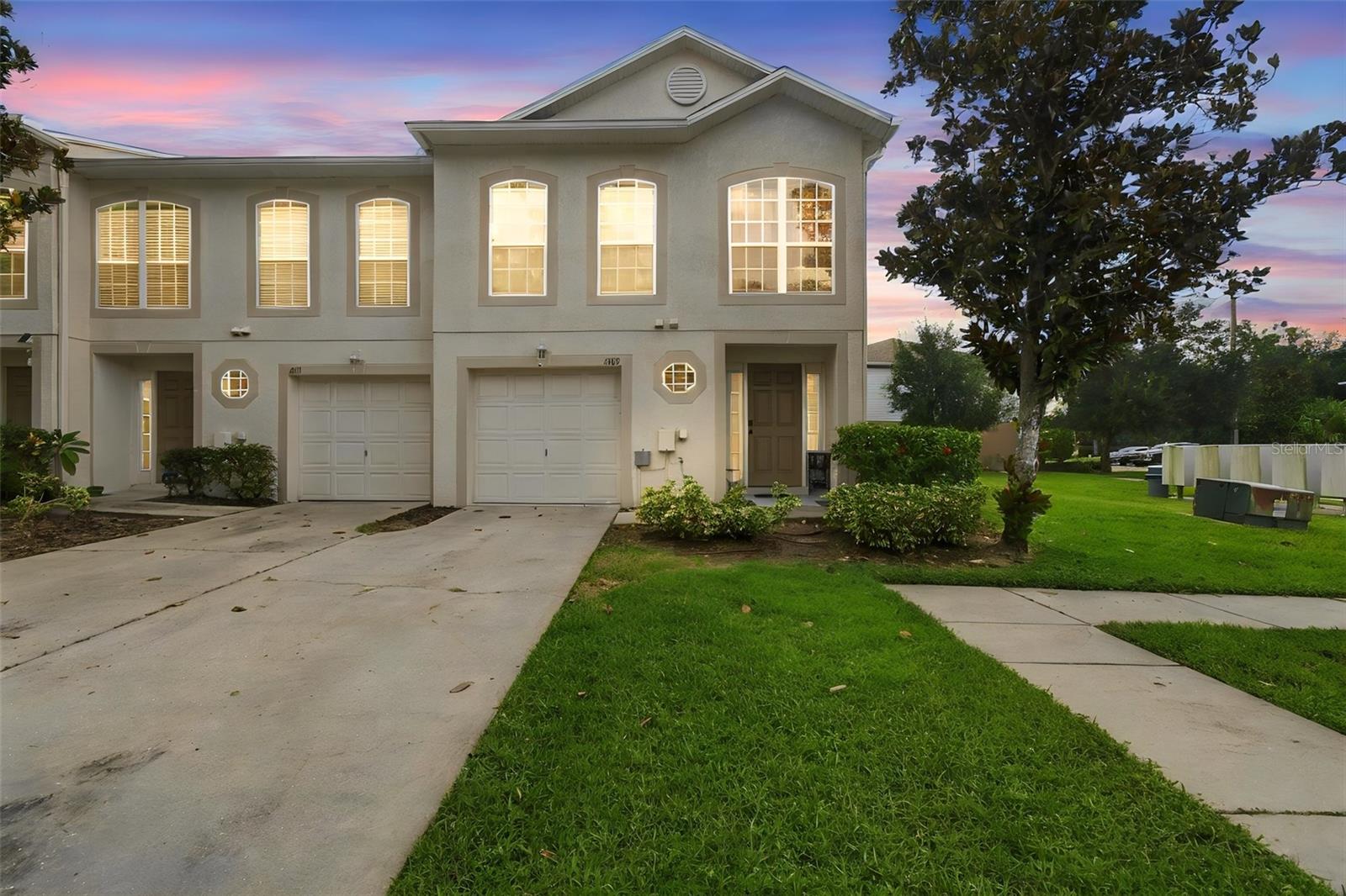 4709 ASHBURN POND WAY — photo 2
