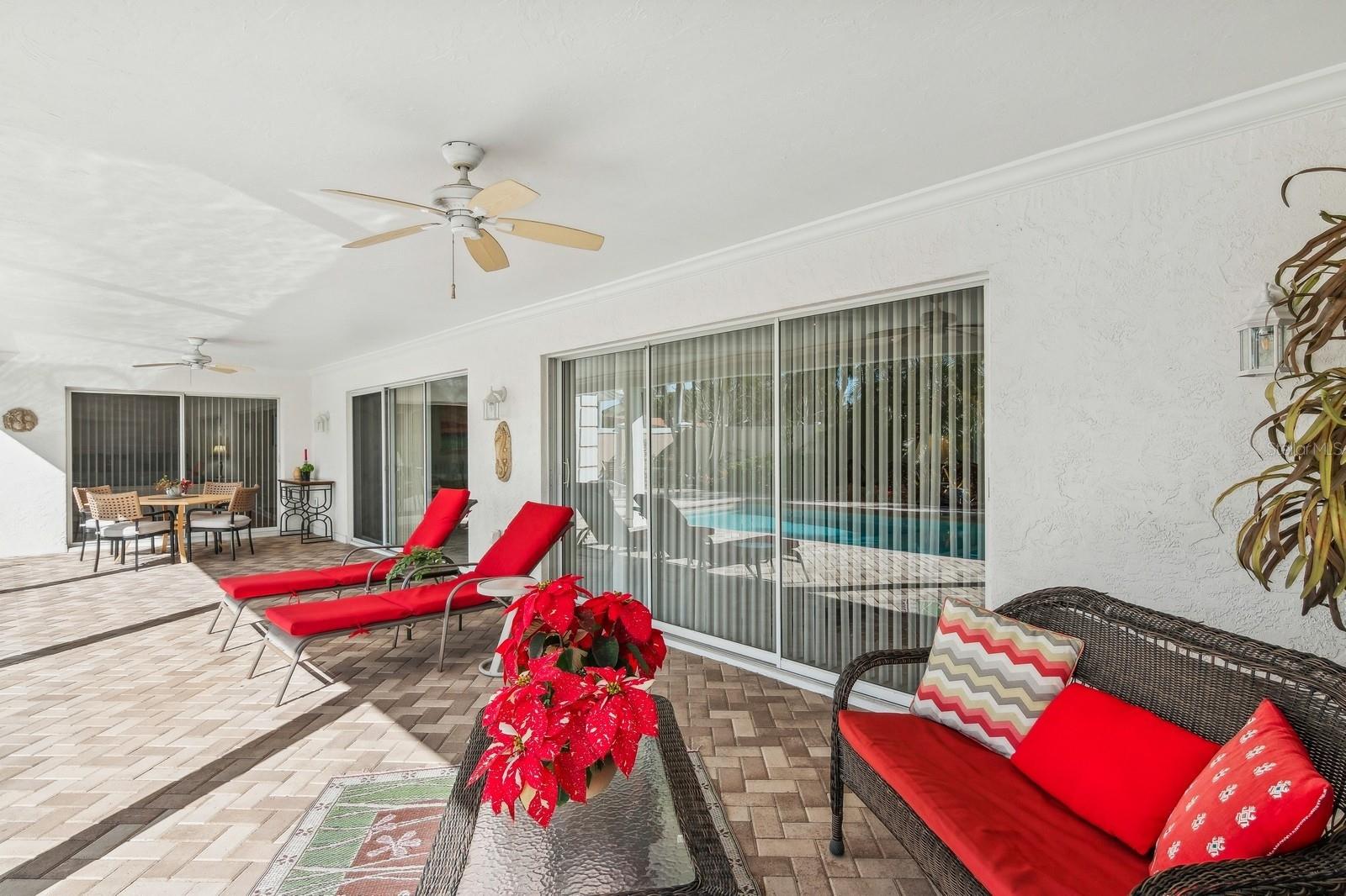 531 N SPOONBILL DR — photo 42