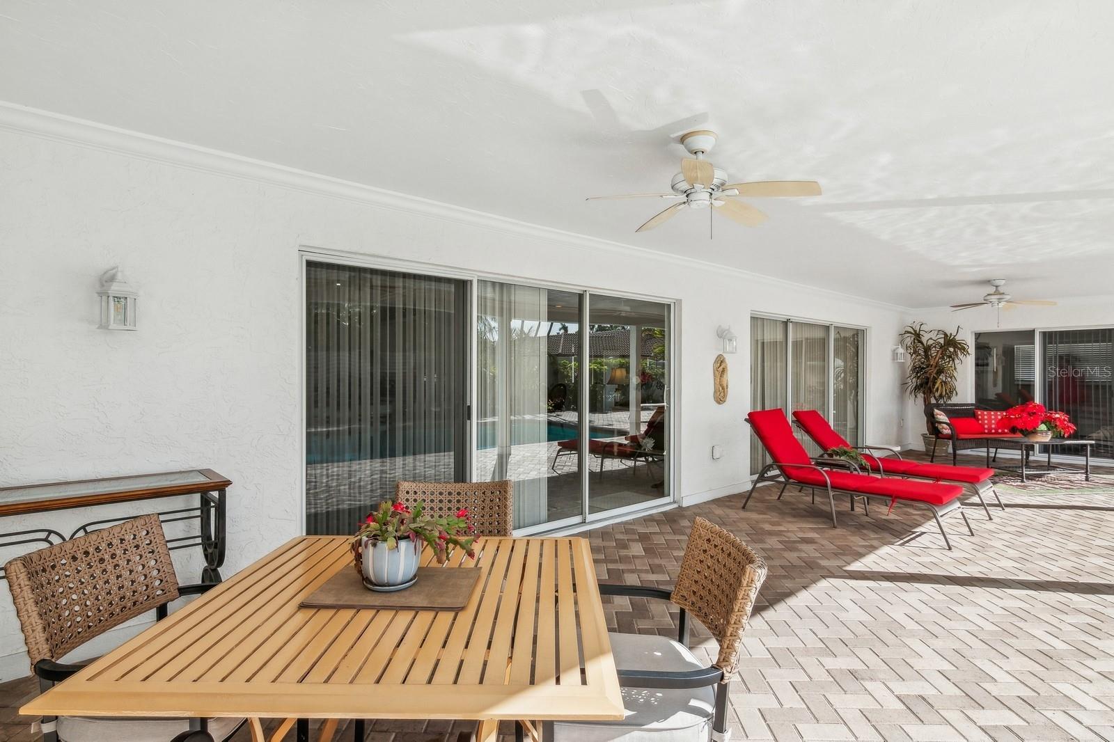 531 N SPOONBILL DR — photo 40