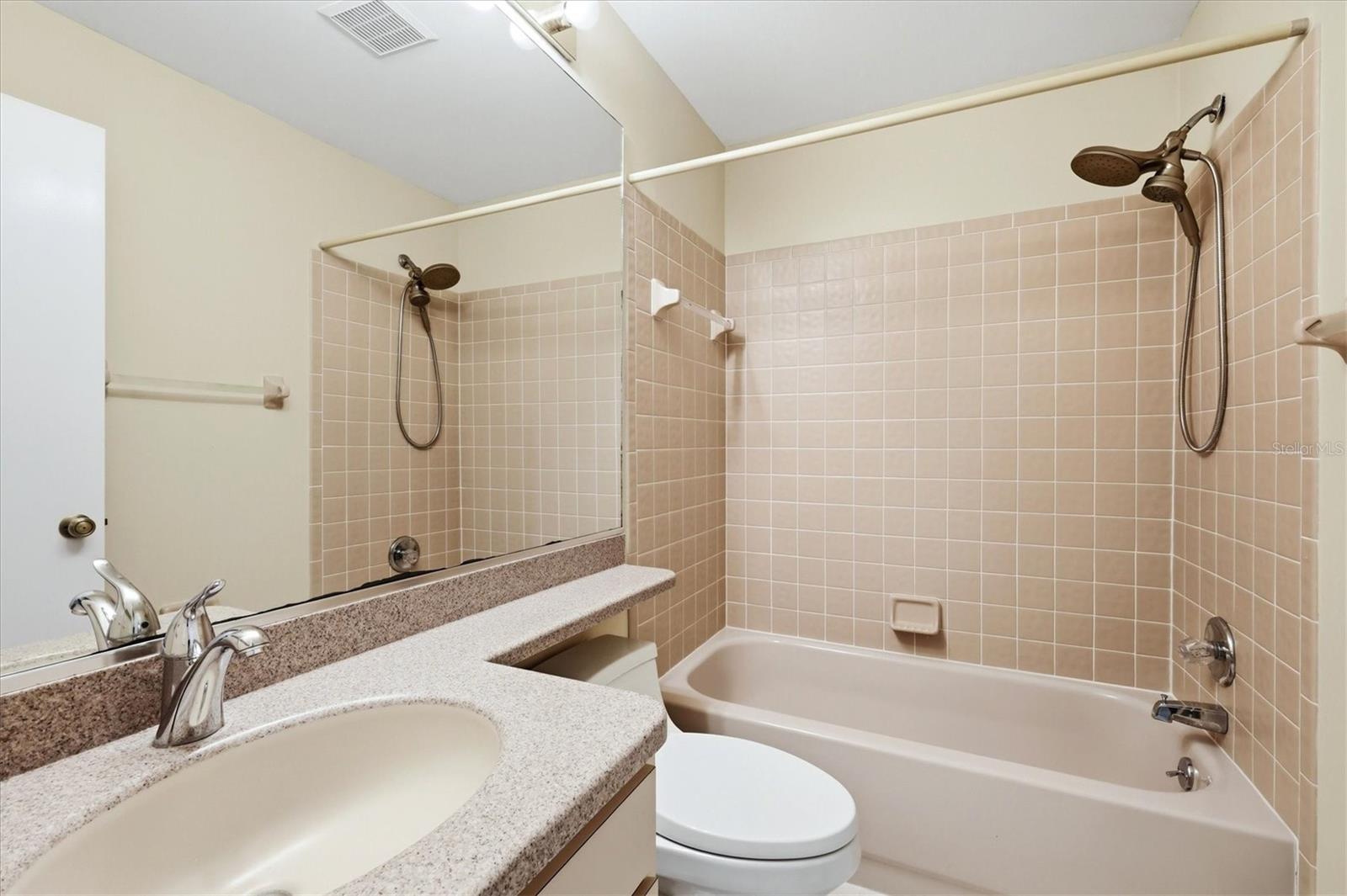 5837 GARDEN LAKES DR — photo 29