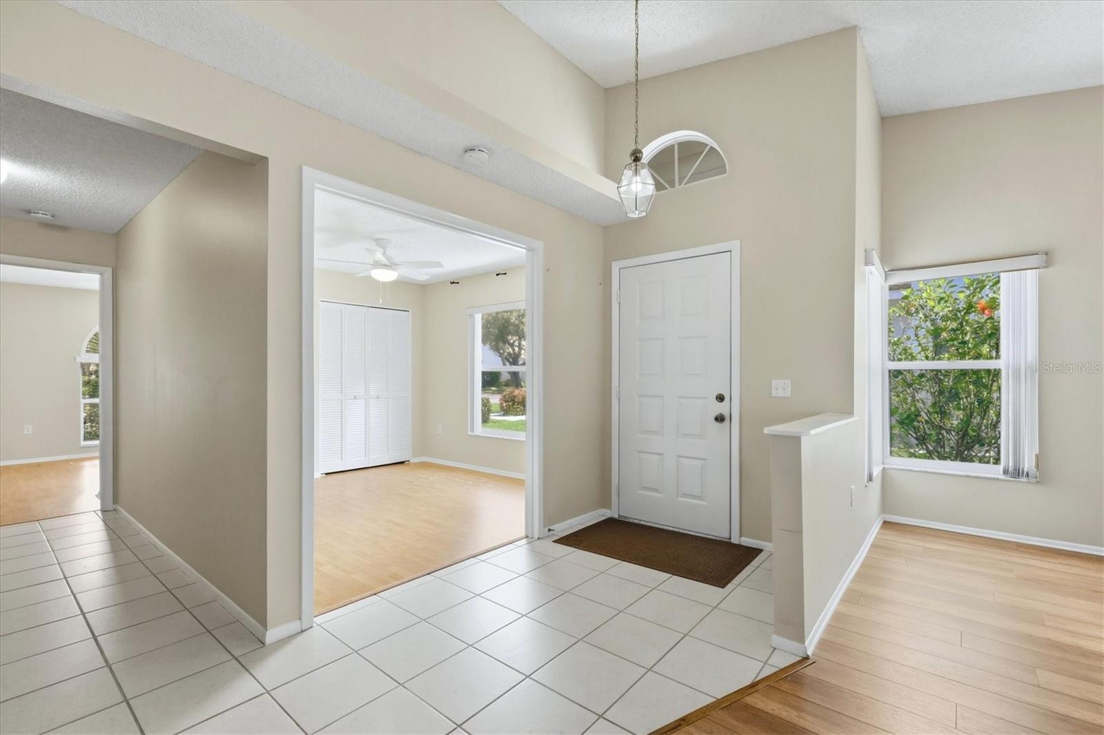 5837 GARDEN LAKES DR — photo 6