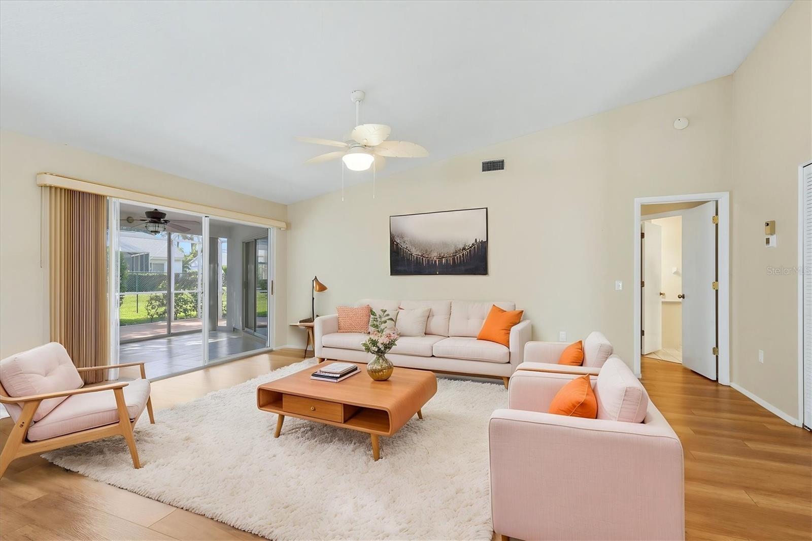 5837 GARDEN LAKES DR — photo 9