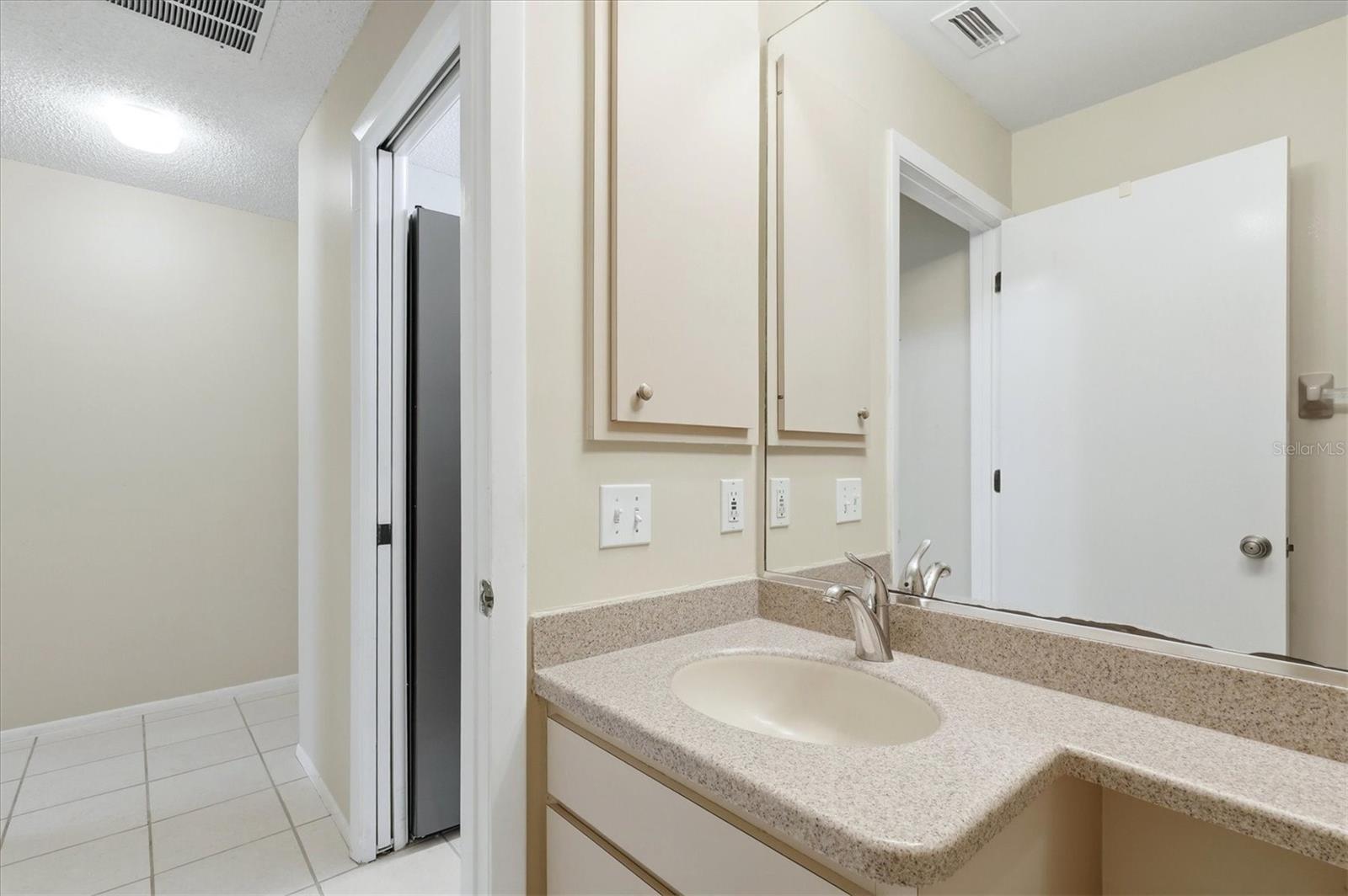 5837 GARDEN LAKES DR — photo 25