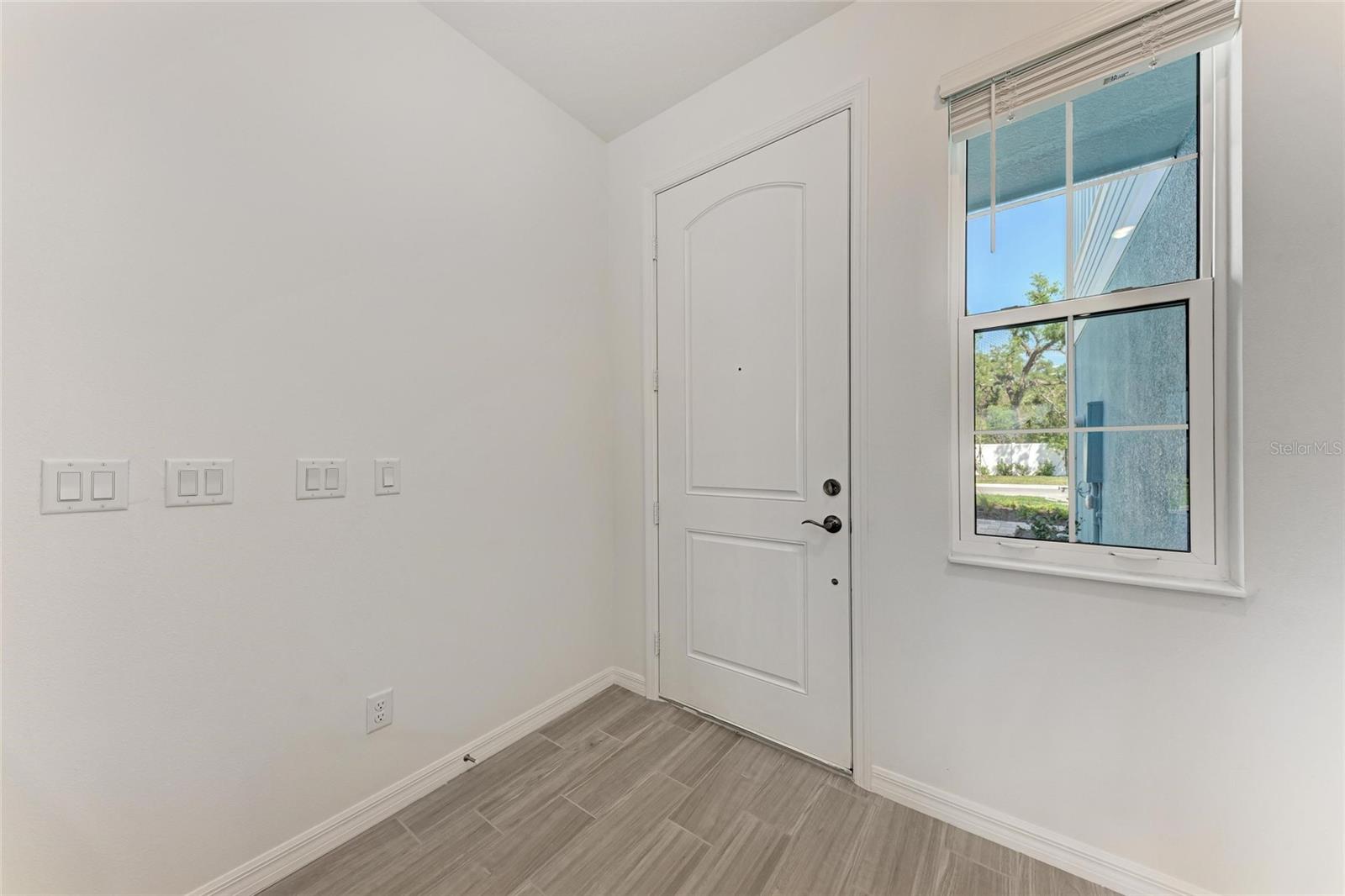 317 VIA TUSCANY AVE — photo 6