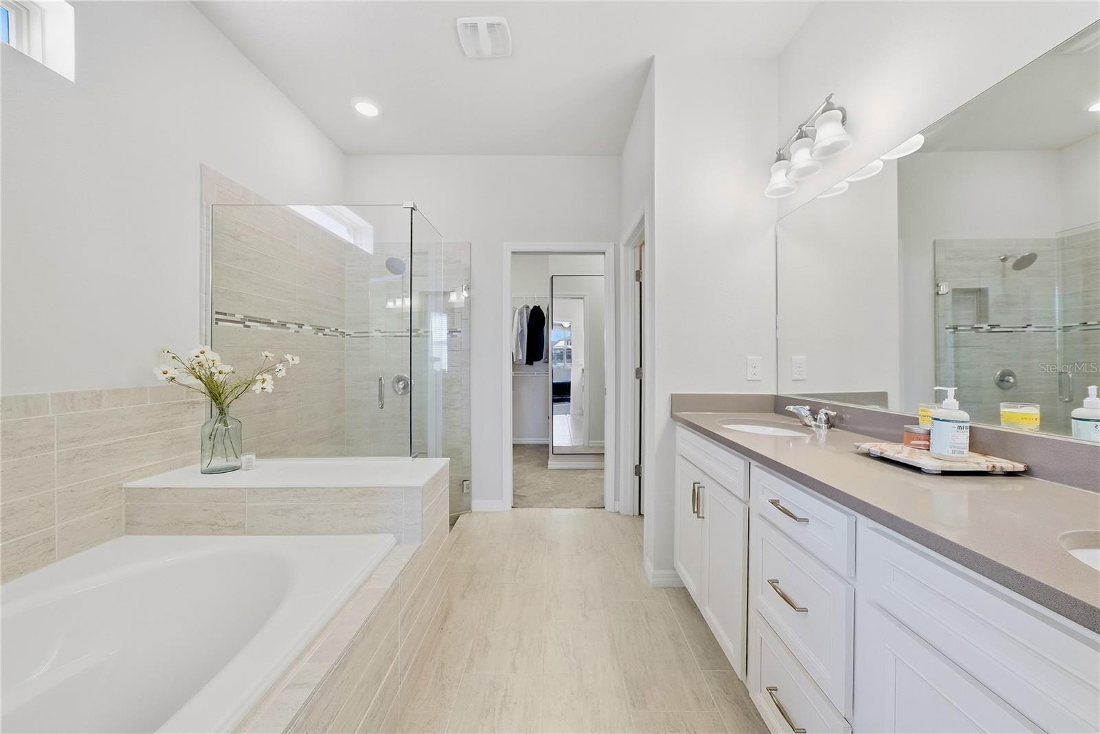 10712 GREEN HARVEST DR — photo 16