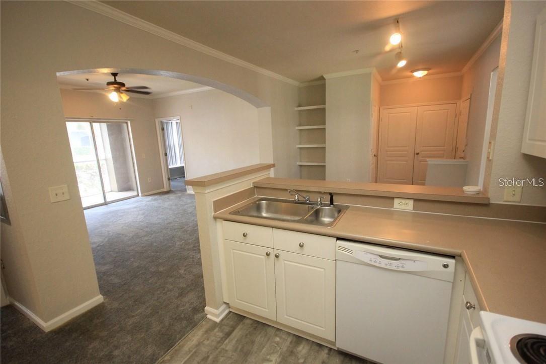 9401 CRESCENT LOOP CIR #103 — photo 7