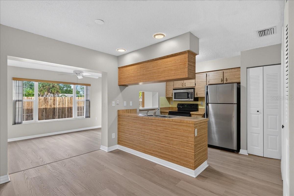 1330 WILDWOOD CT — photo 8