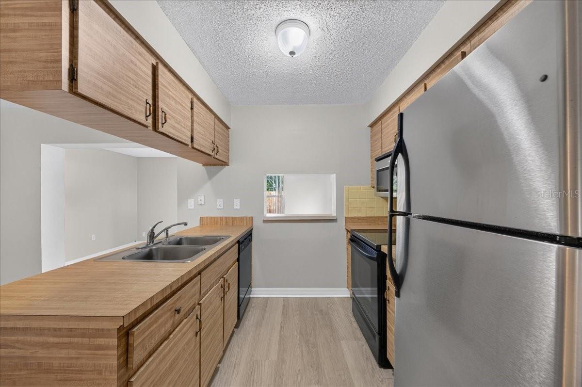1330 WILDWOOD CT — photo 11