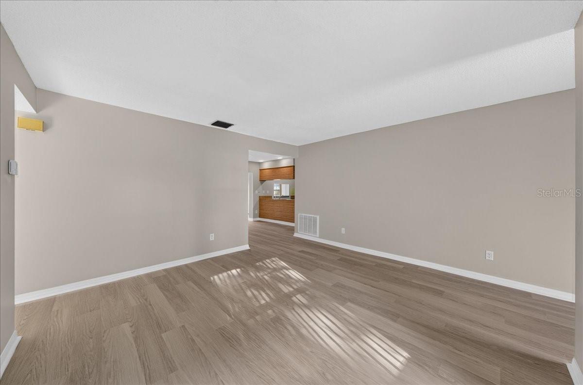 1330 WILDWOOD CT — photo 7