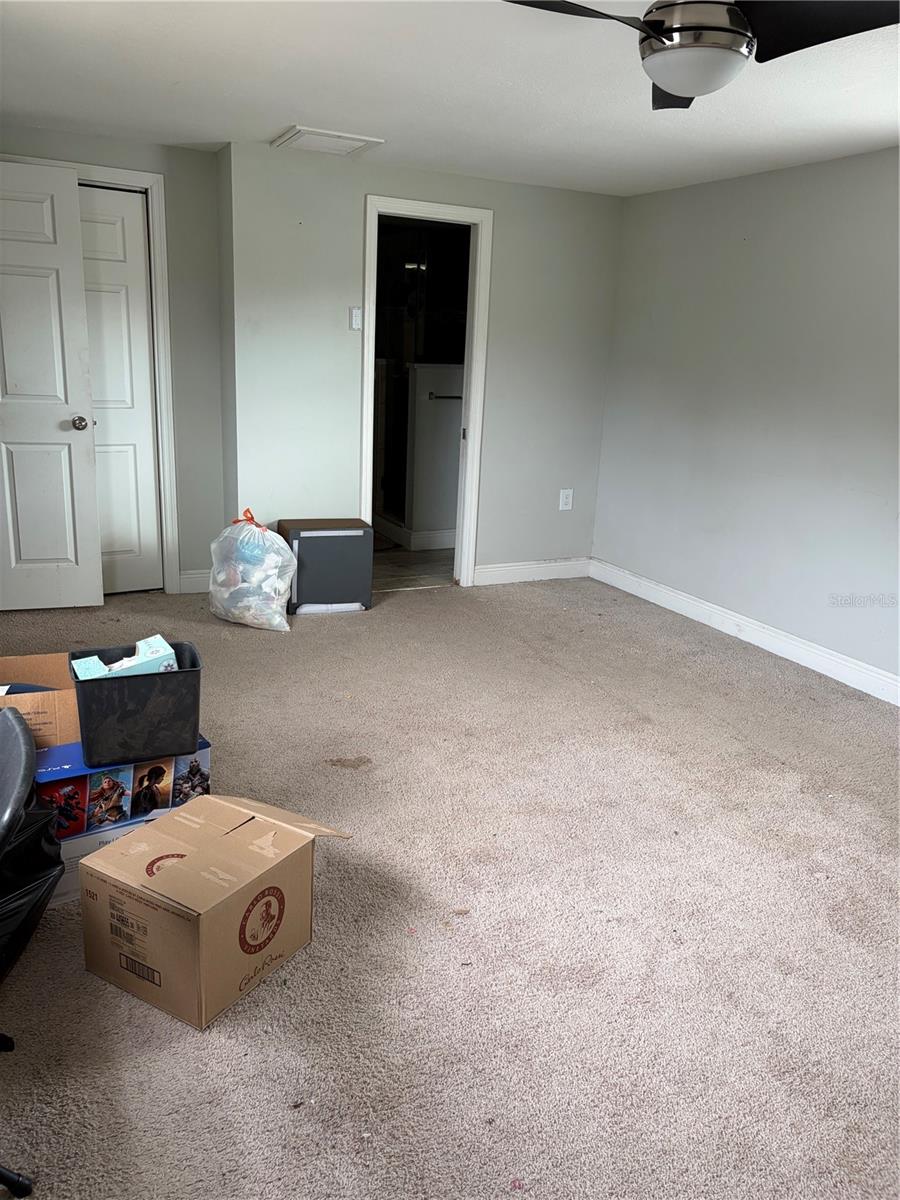 10325 N ARMENIA AVE — photo 18