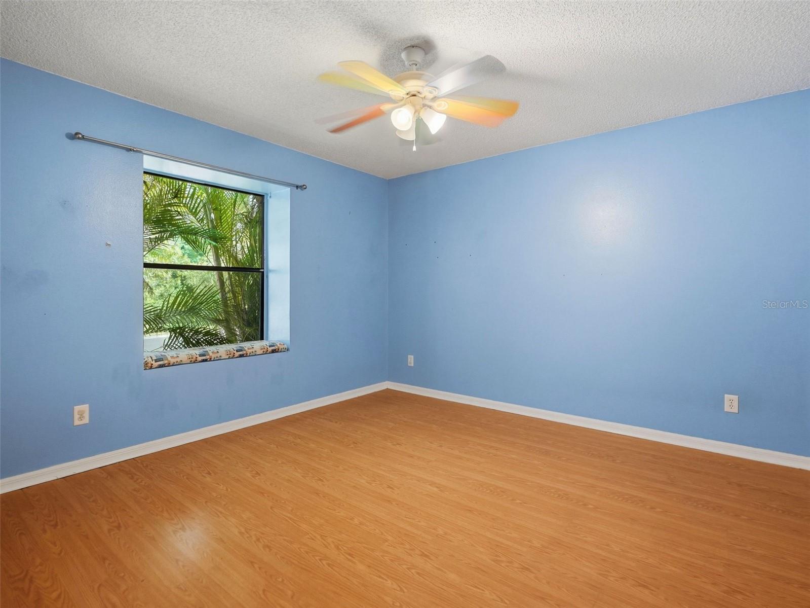 2184 SPRINGRAIN DR — photo 15