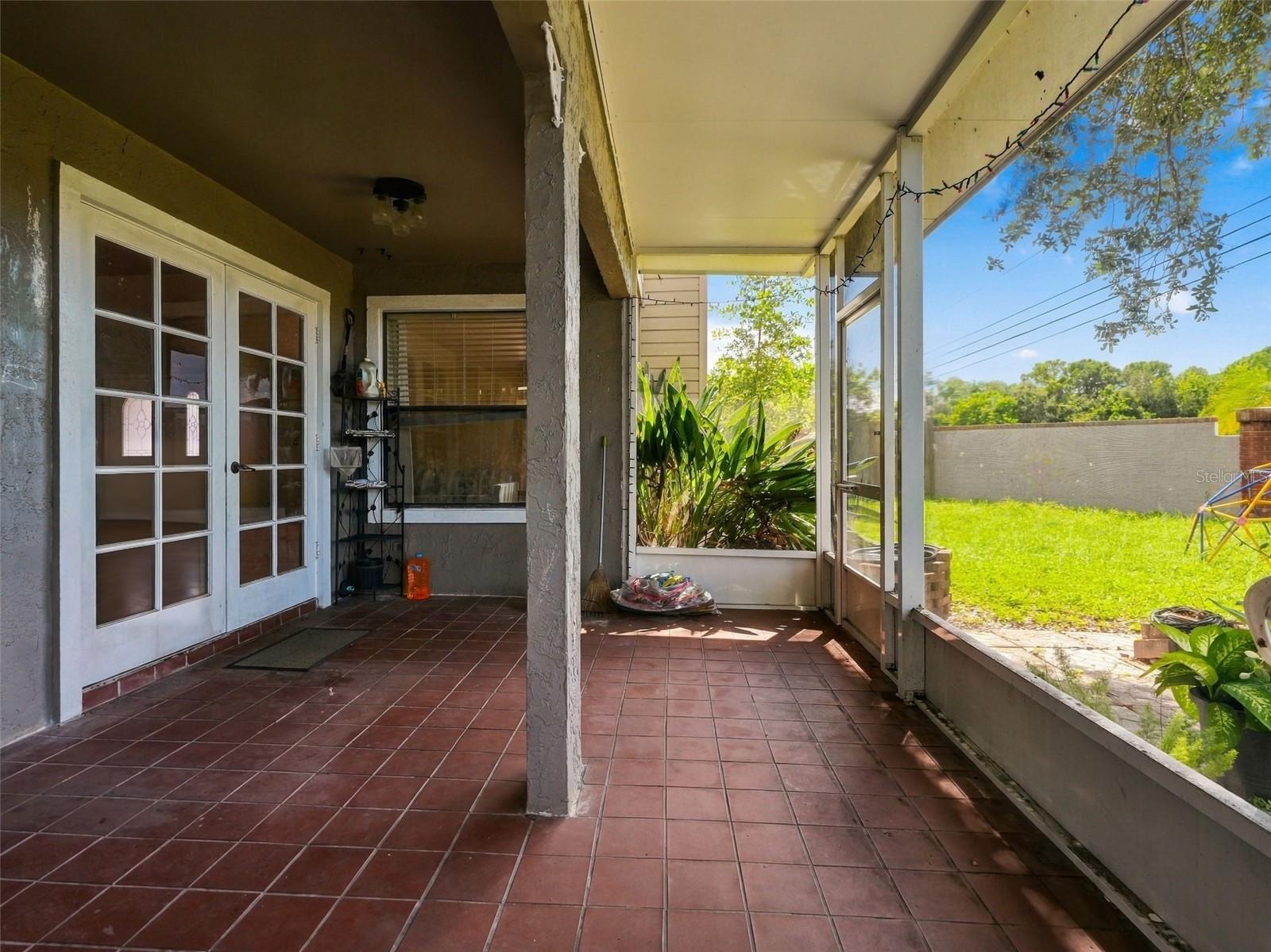 2184 SPRINGRAIN DR — photo 28