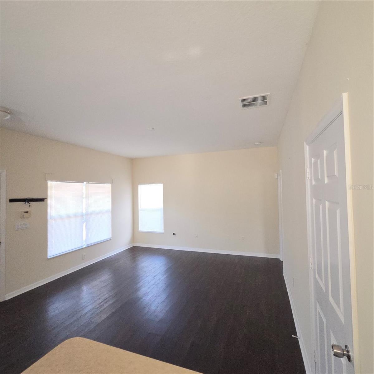 317 E PATTERSON ST — photo 4