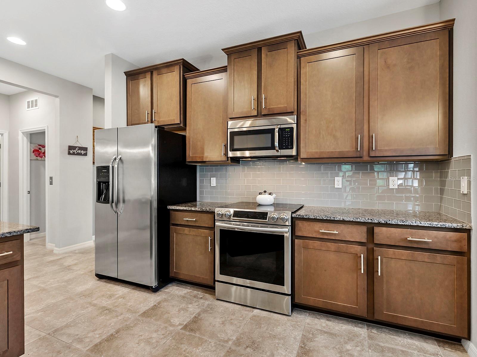 8332 ENCLAVE WAY #101 — photo 6