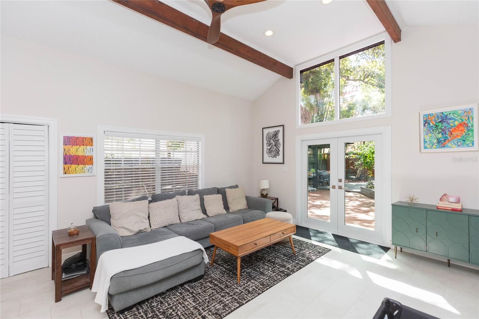 3114 W HAWTHORNE RD — photo 26