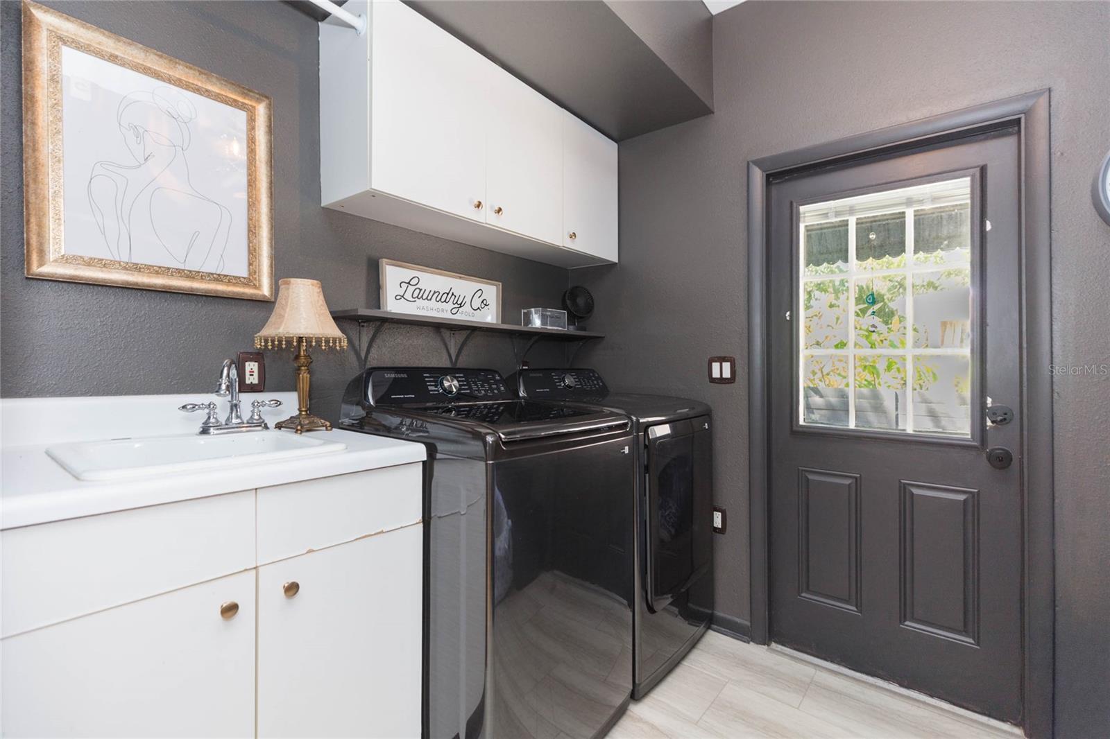 3114 W HAWTHORNE RD — photo 29