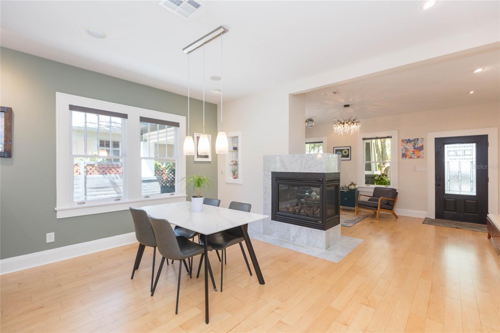 3114 W HAWTHORNE RD — photo 13