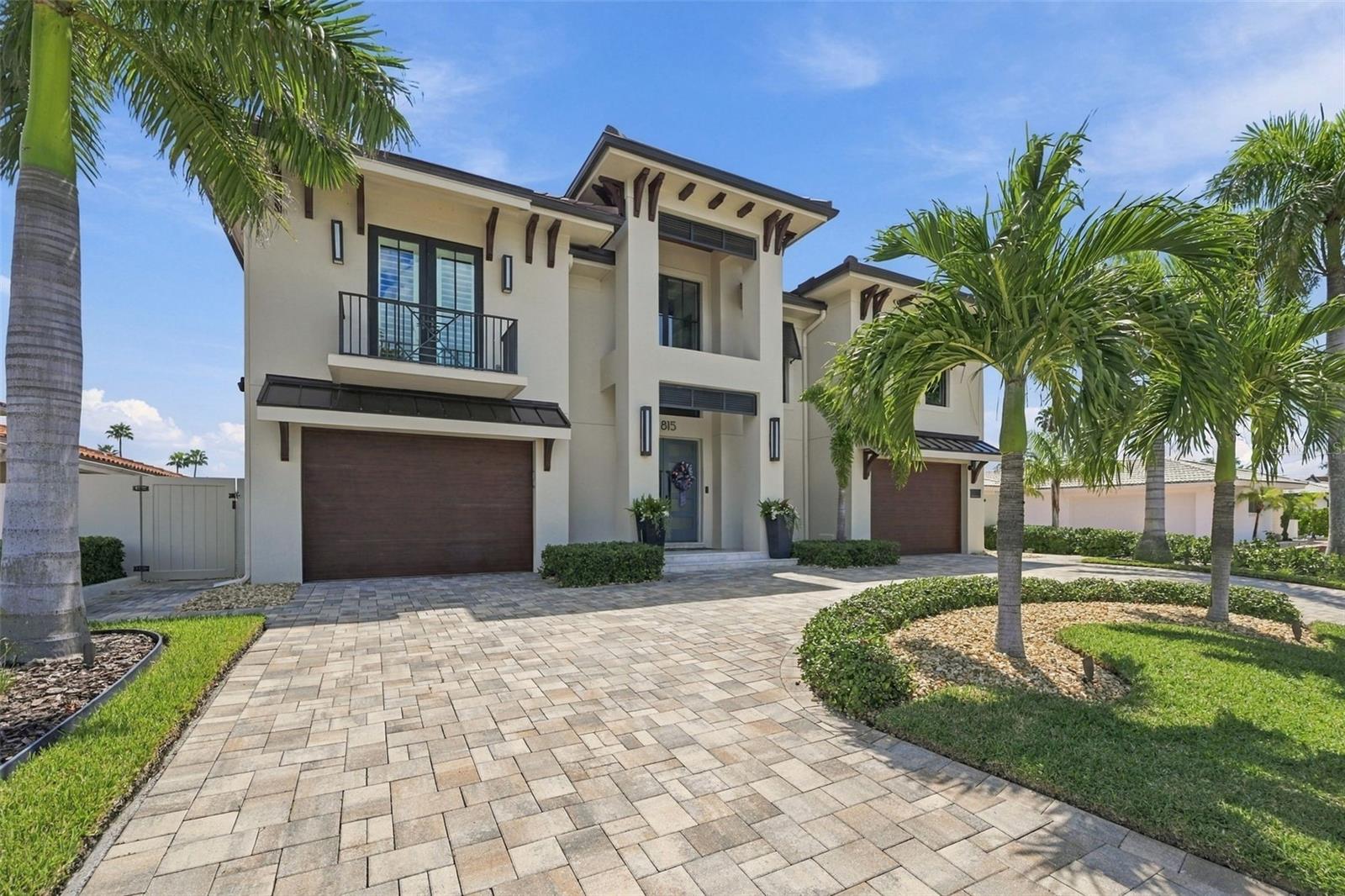 815 CAPRI BLVD — photo 3