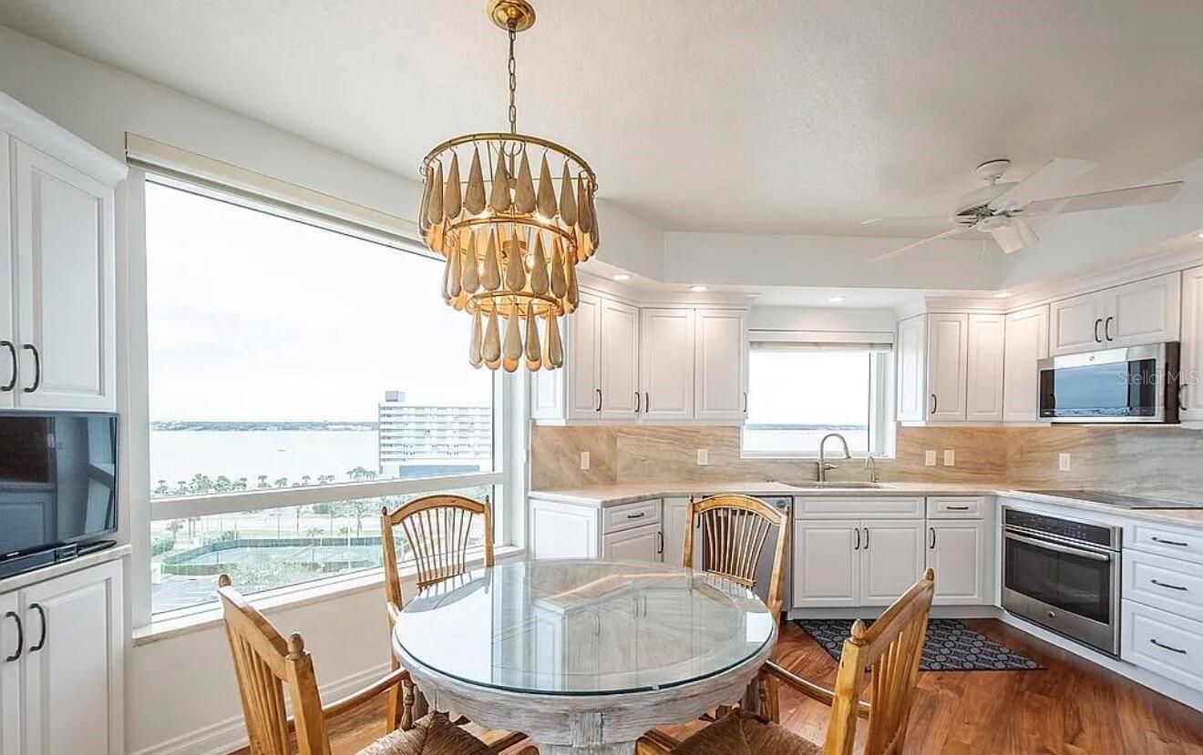 1180 GULF BLVD #806 — photo 3