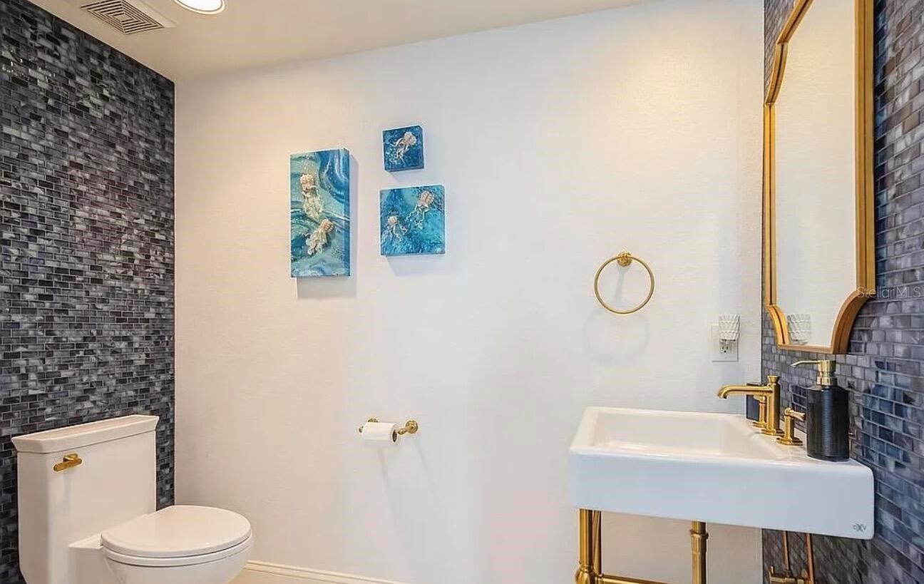 1180 GULF BLVD #806 — photo 15
